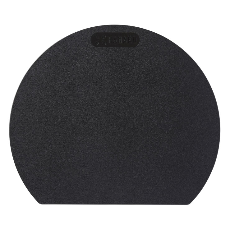 HANAKO エラストマー 抗菌 D型カッティングボード オフアドバンスドア はなこ【抗菌まな板 合成ゴム 丸 かまぼこ まな板 丸いまな板 食洗機対応】 ブラック
