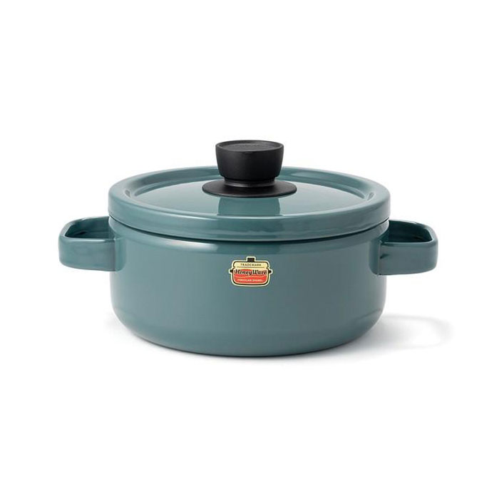 富士ホーロー ソリッド ホーロー キャセロール 20cm 3.0L ガス火 IH対応 SD-20W【両手鍋 IH200V 20センチ ホーロー鍋 調理器具 琺瑯鍋 直火 シンプル キッチン用品】 スモークブルー