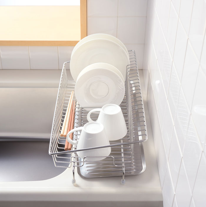 leye,レイエ,幅18cmに置ける,水が流れる,水切りカゴ,ステンレス,オークス