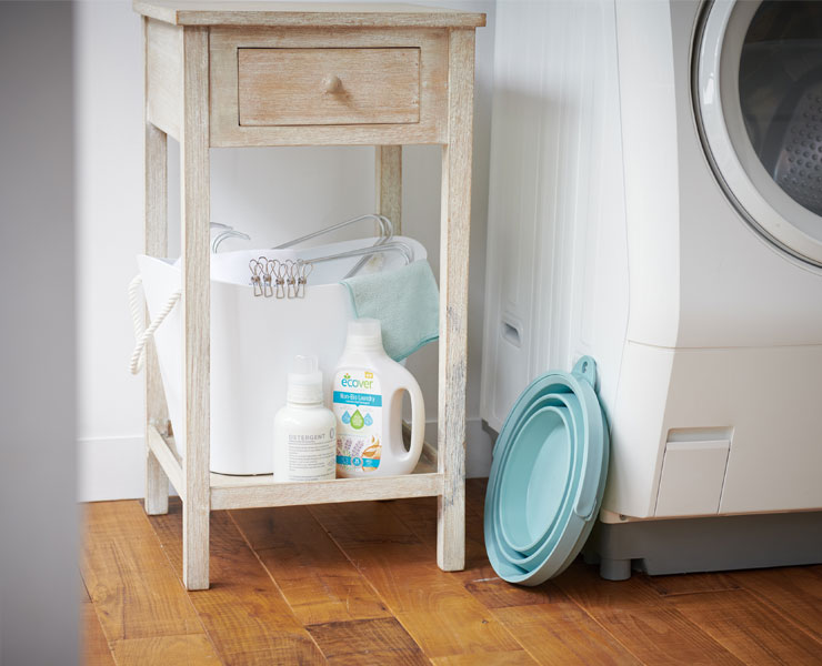 ランドリーやお掃除道具入れに