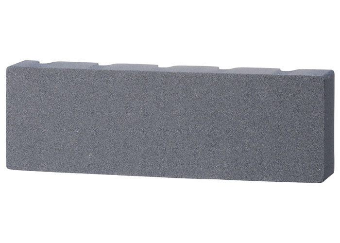 砥石を面直しすると包丁が研ぎやすくなり、砥石も長持ち