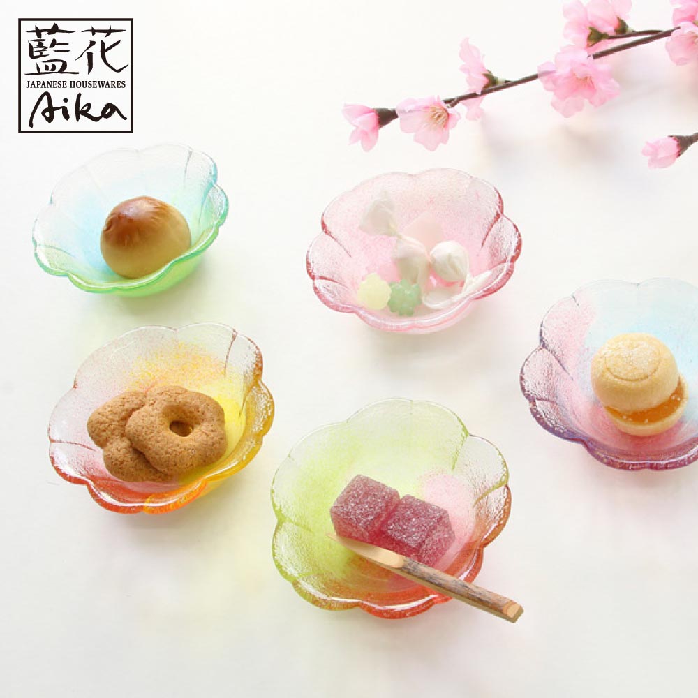 桜のいろどり 小鉢 ガラス 江戸硝子 藍花【ガラス鉢 豆皿 小皿 花型 食器 日本製】 葉桜