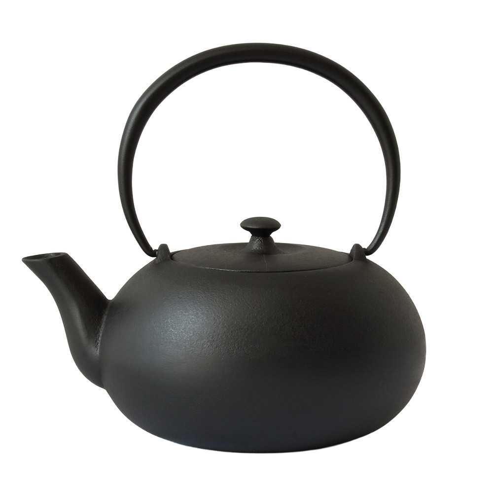 山形鋳物 ワズク ふくS 本漆 鉄瓶 茶こし付き 600ml 直火 菊地保寿堂 WAZUQU【ガス火 ハロゲンヒーター対応 鉄分補給 日本製】